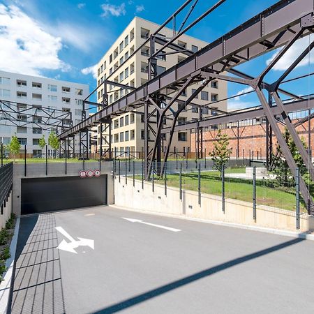 Bright 2Br - 7Th Floor, Balcony, Free Parking By Gravity Prague Apartment Exterior photo