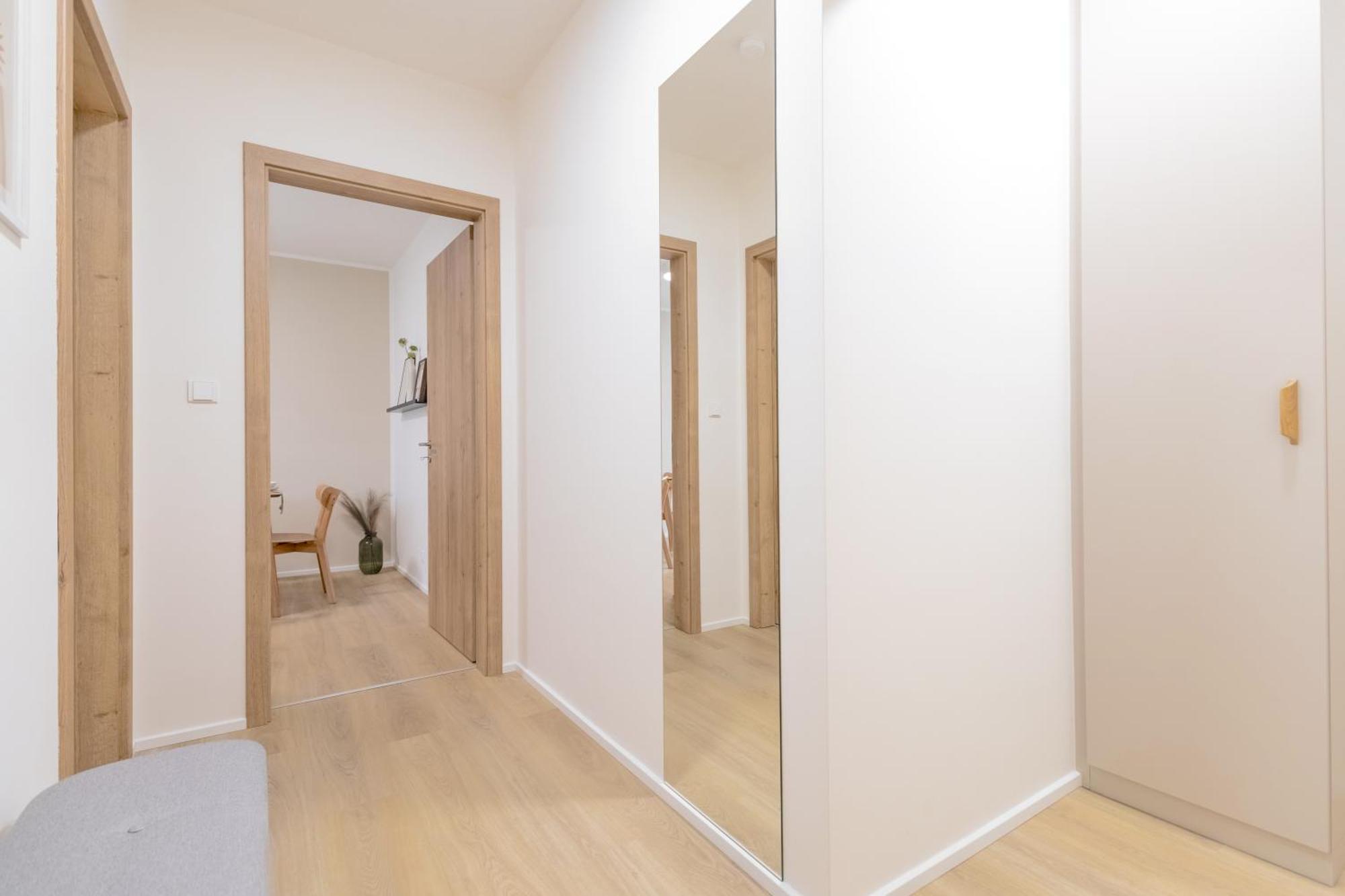 Bright 2Br - 7Th Floor, Balcony, Free Parking By Gravity Prague Apartment Exterior photo